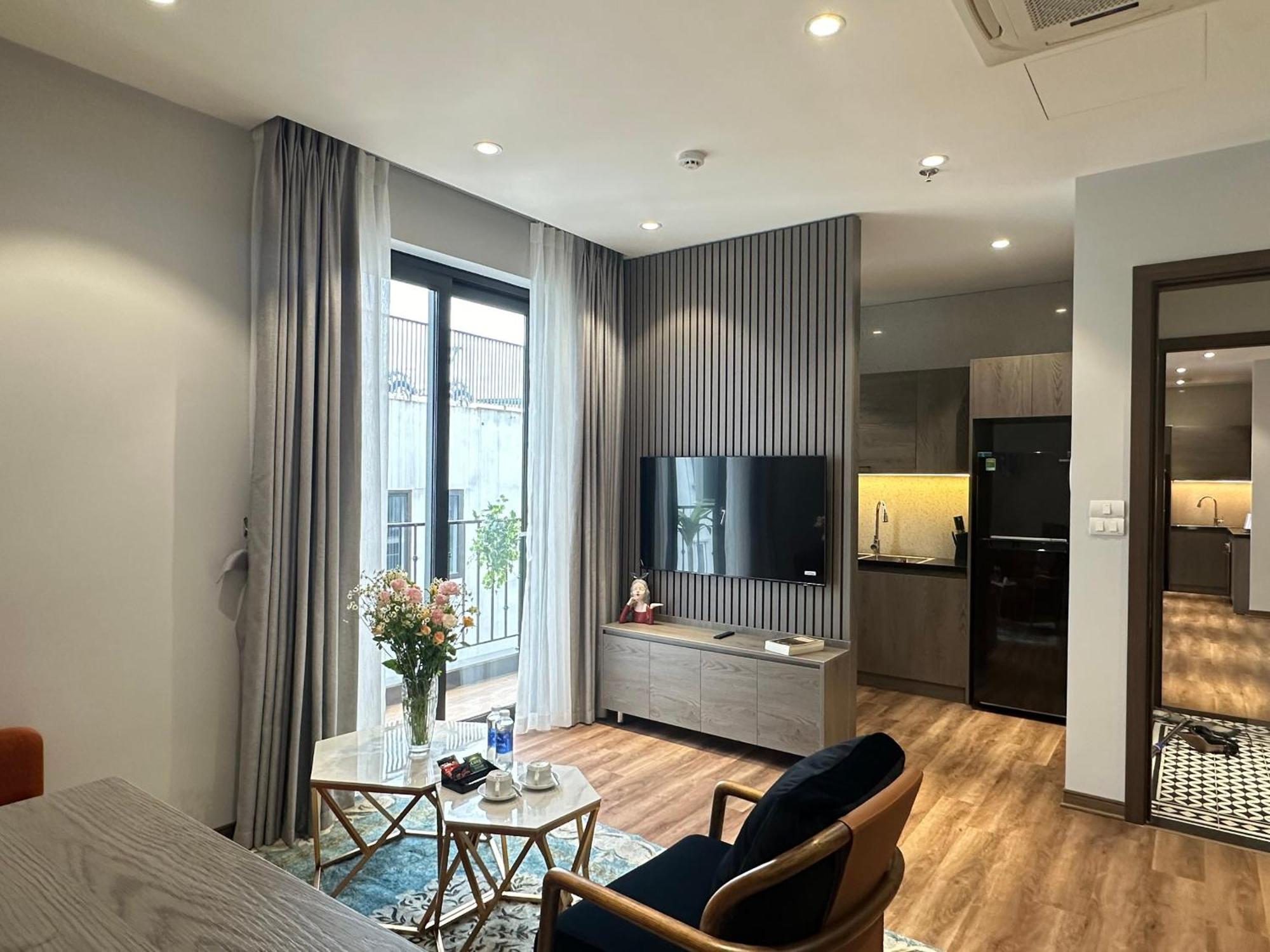 Luxe Paradise Suites Hotel To Ngoc Van Hanoi Luaran gambar