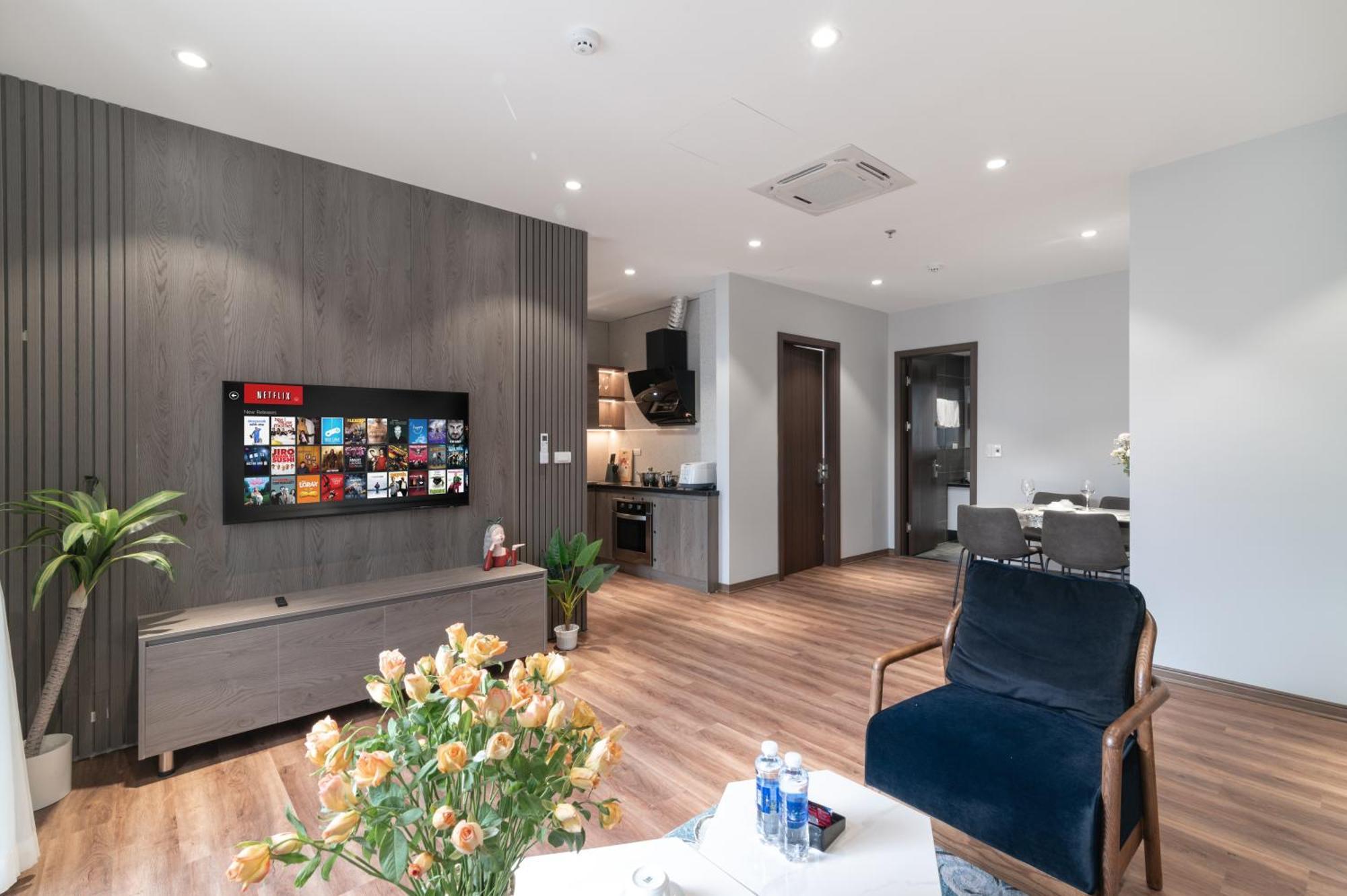 Luxe Paradise Suites Hotel To Ngoc Van Hanoi Luaran gambar