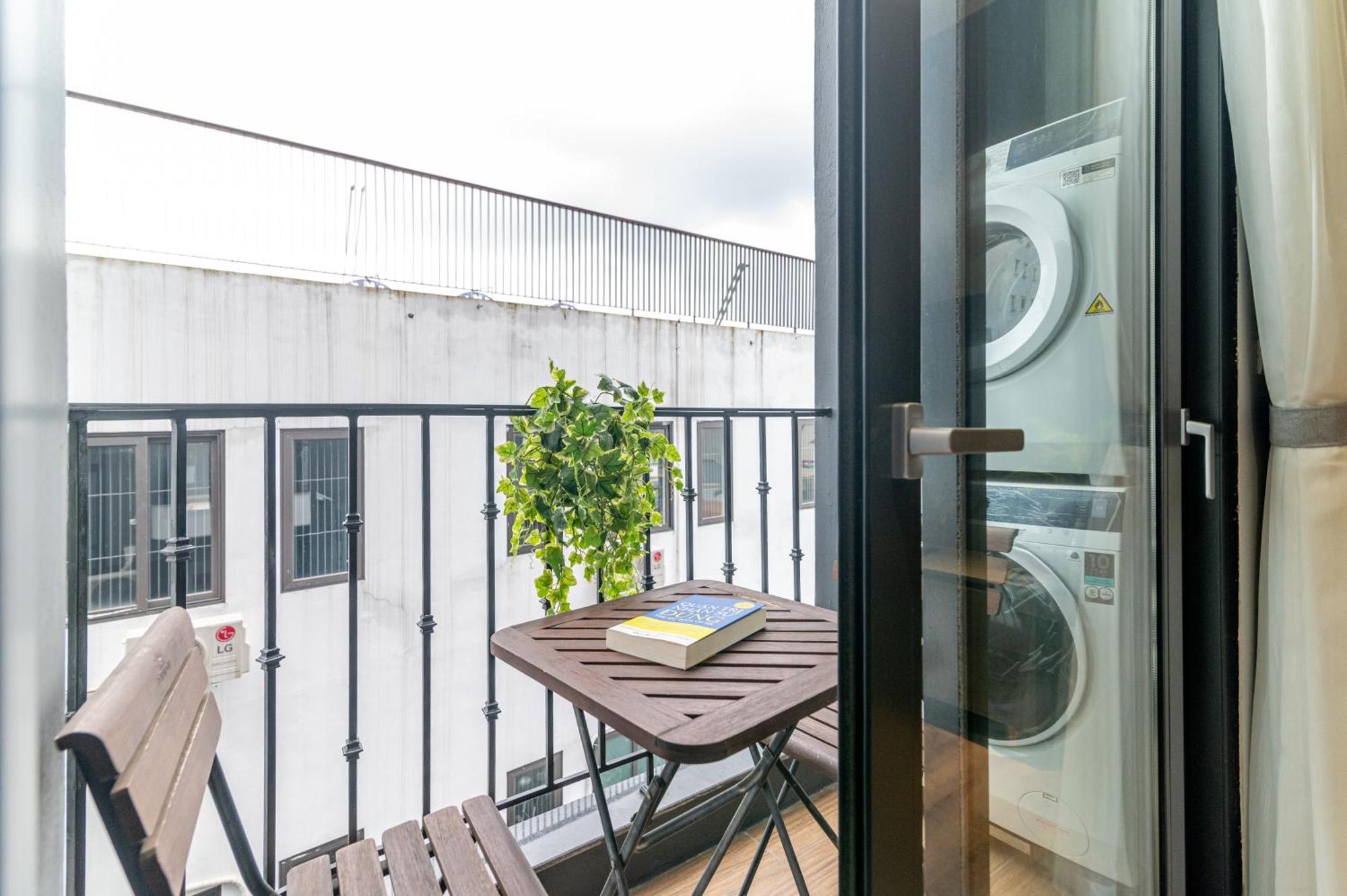 Luxe Paradise Suites Hotel To Ngoc Van Hanoi Luaran gambar