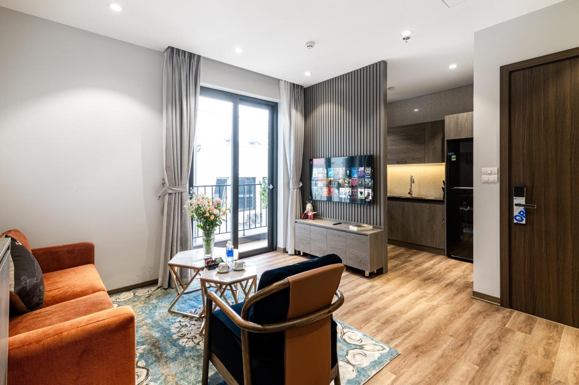 Luxe Paradise Suites Hotel To Ngoc Van Hanoi Luaran gambar